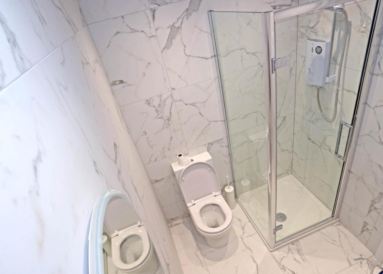 Entire Penthouse Apartment With Sea Views 波特拉什 外观 照片